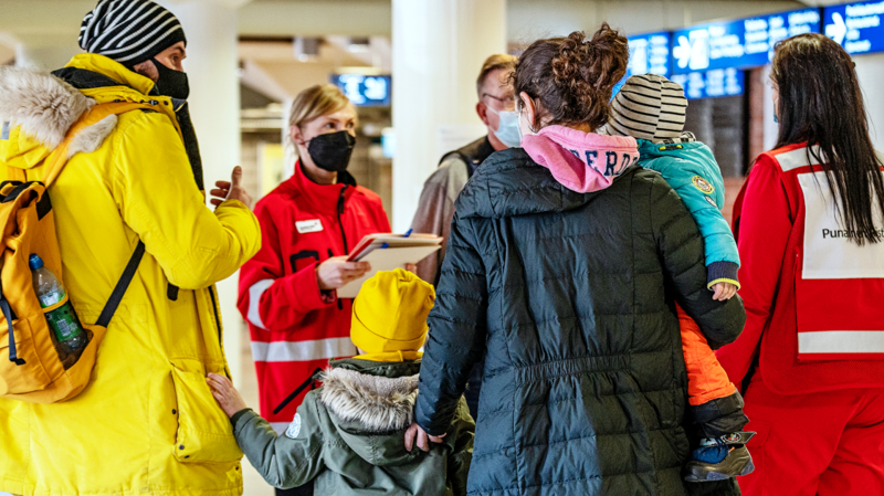 Food vouchers bring joy to families that have fled to Finland