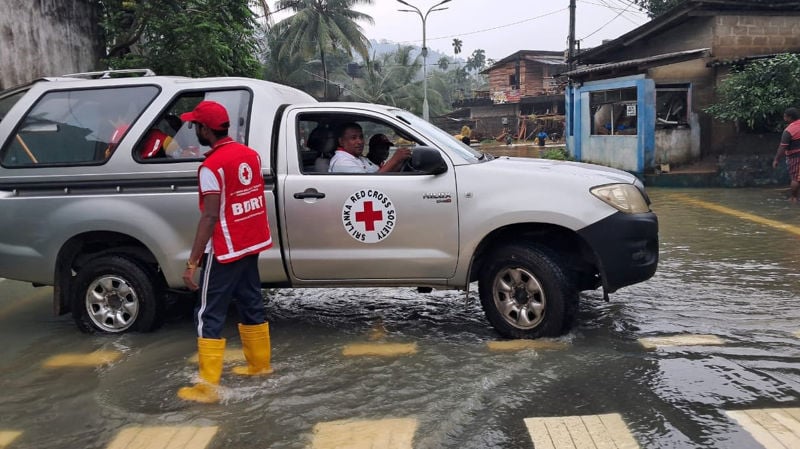 The Finnish Red Cross helps those affected by the exceptional flooding in Sri Lanka