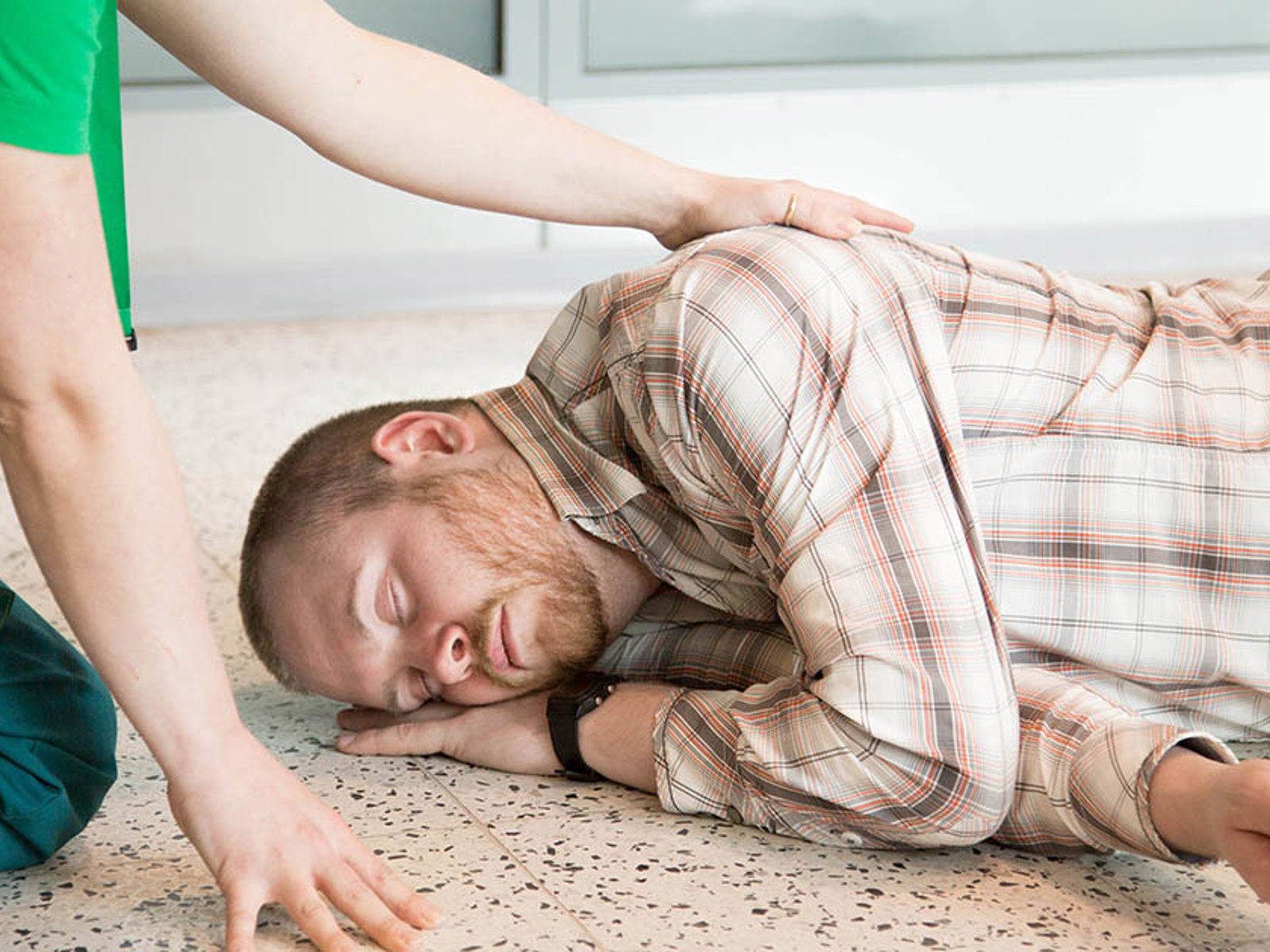 how-to-give-first-aid-to-a-diabetic-with-low-blood-sugar-finnish-red