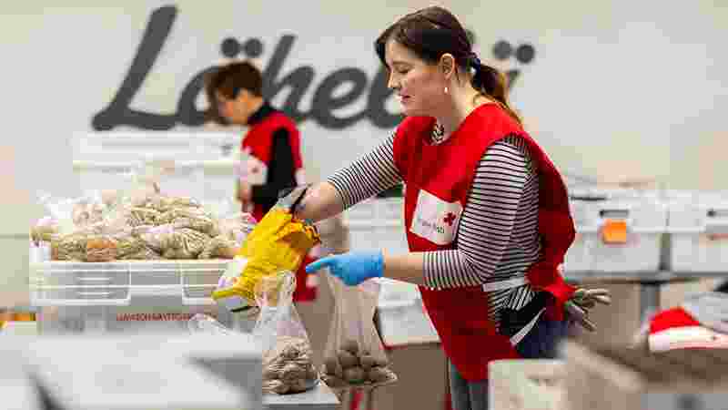 Learn about the food aid of the Red Cross